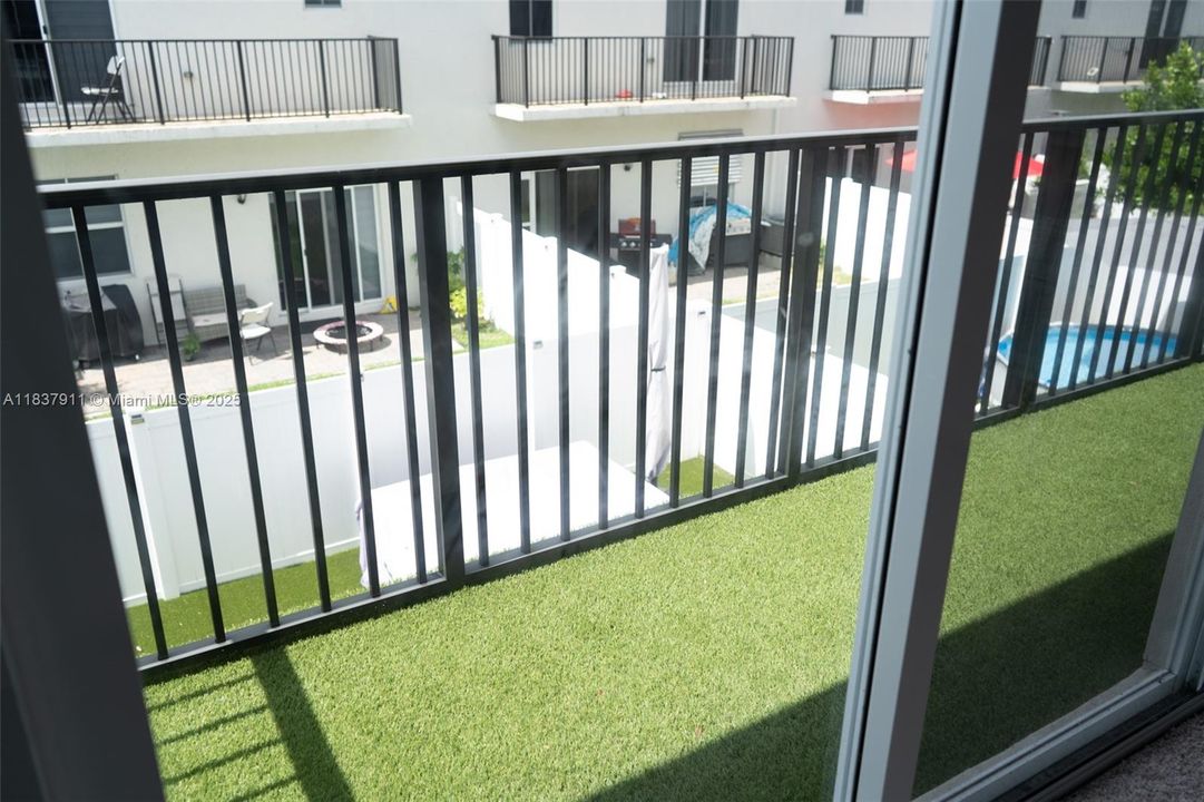 На продажу: $440,000 (3 спален, 2 ванн, 1628 Квадратных фут)