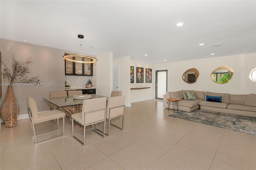 待售: $899,000 (4 贝兹, 2 浴室, 1508 平方英尺)