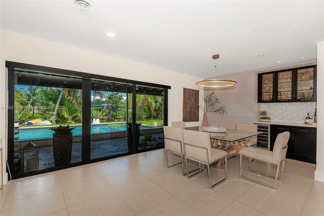 待售: $899,000 (4 贝兹, 2 浴室, 1508 平方英尺)