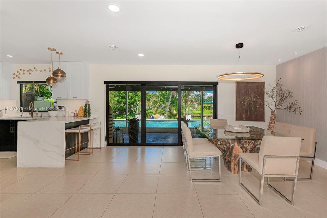 待售: $899,000 (4 贝兹, 2 浴室, 1508 平方英尺)