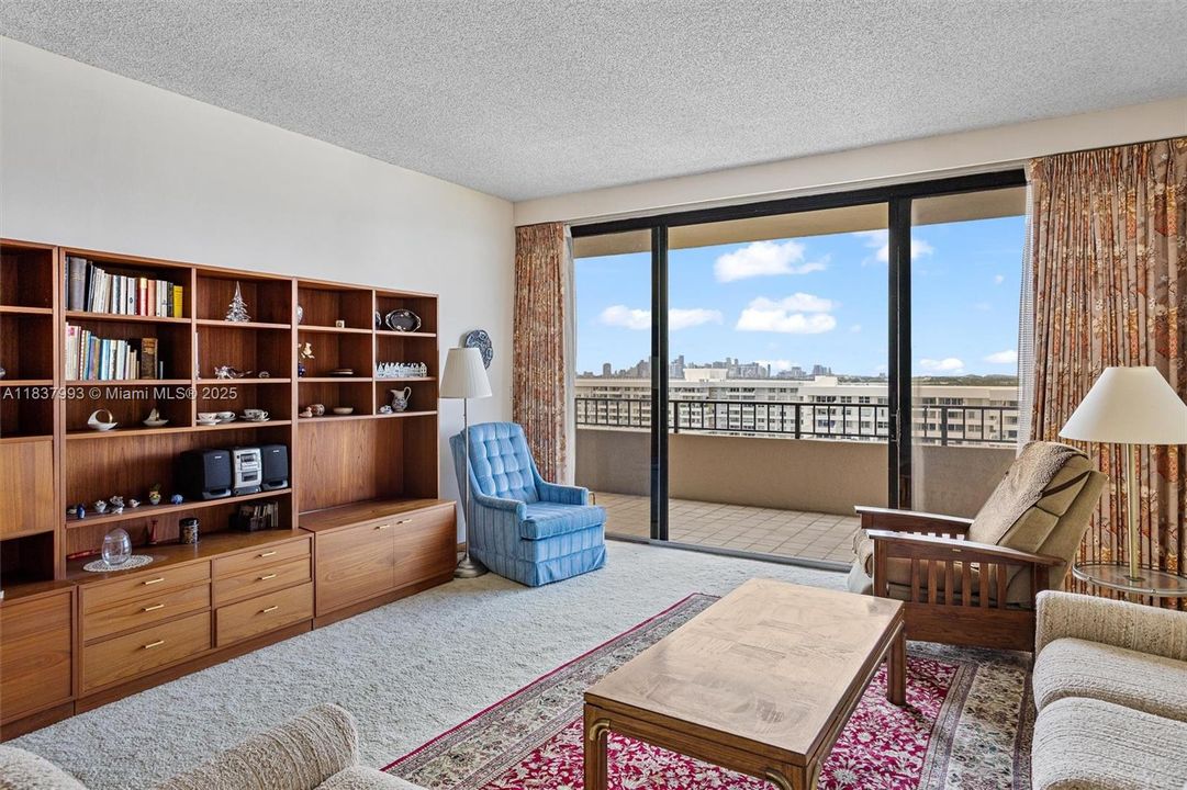 Recently Sold: $1,245,000 (2 beds, 2 baths, 0 Square Feet)