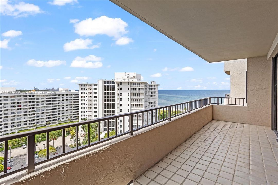 Recently Sold: $1,245,000 (2 beds, 2 baths, 0 Square Feet)