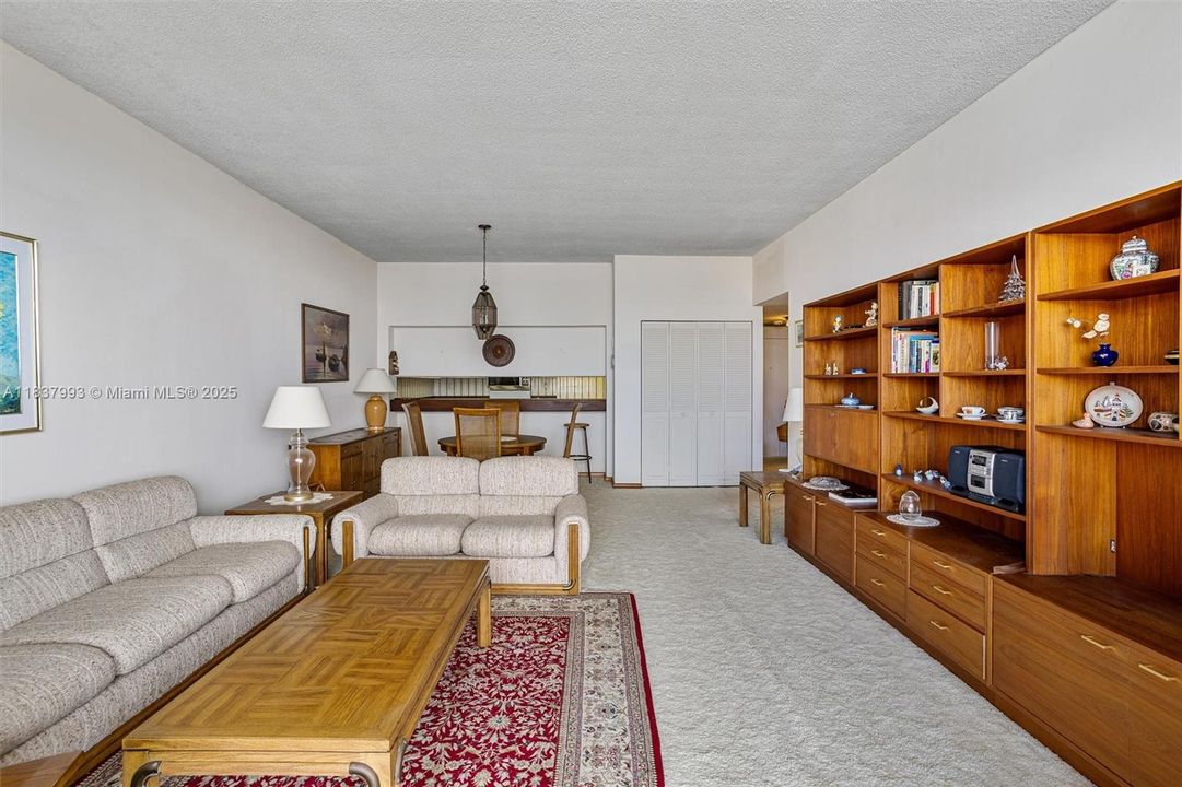 Recently Sold: $1,245,000 (2 beds, 2 baths, 0 Square Feet)