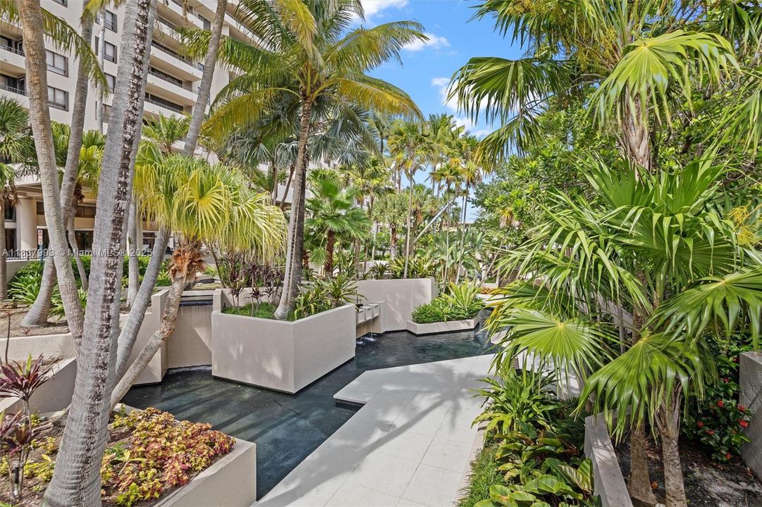 Recently Sold: $1,245,000 (2 beds, 2 baths, 0 Square Feet)