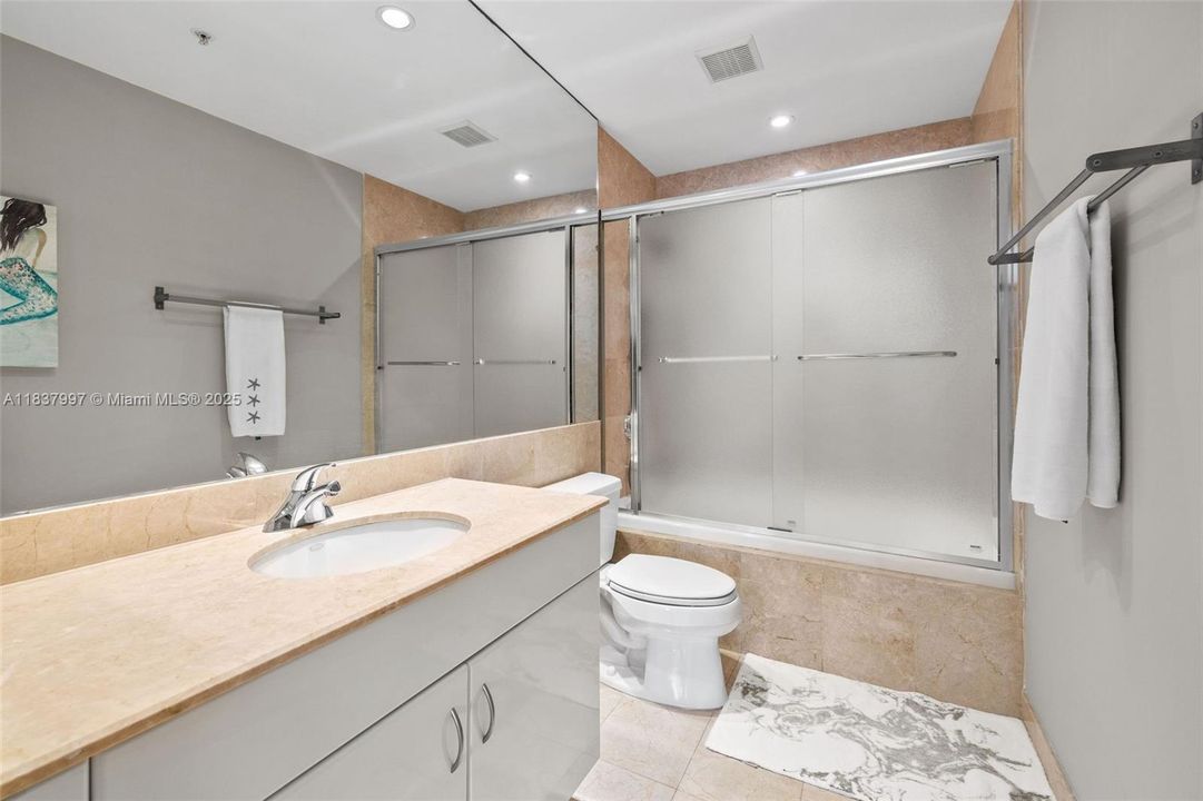 En Venta: $595,000 (1 camas, 1 baños, 863 Pies cuadrados)