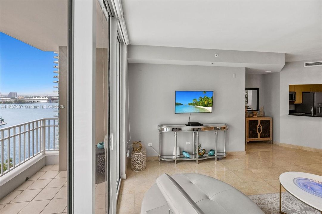 En Venta: $595,000 (1 camas, 1 baños, 863 Pies cuadrados)