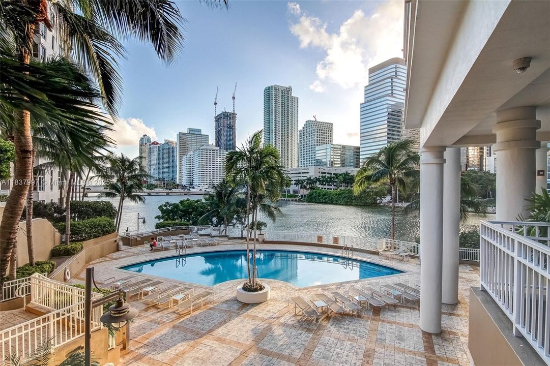 En Venta: $595,000 (1 camas, 1 baños, 863 Pies cuadrados)