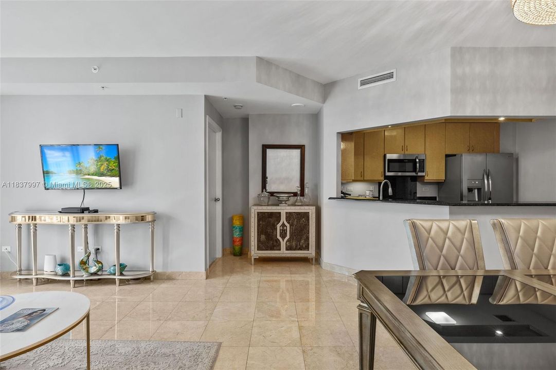 En Venta: $595,000 (1 camas, 1 baños, 863 Pies cuadrados)