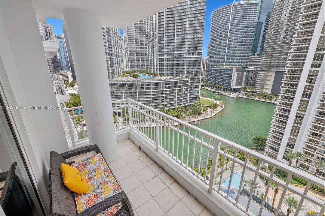 En Venta: $595,000 (1 camas, 1 baños, 863 Pies cuadrados)