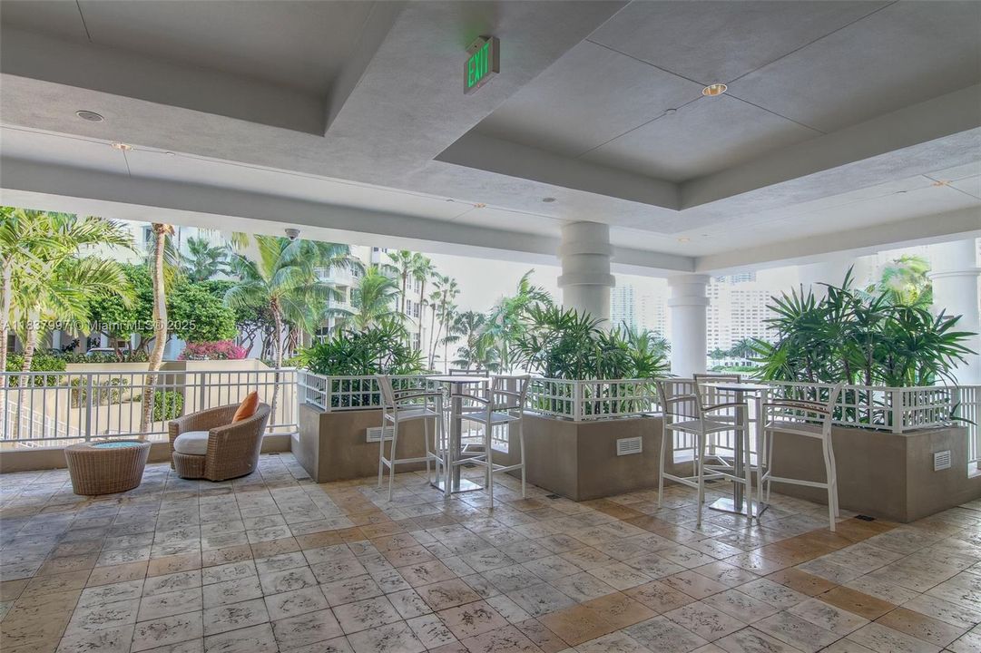 En Venta: $595,000 (1 camas, 1 baños, 863 Pies cuadrados)