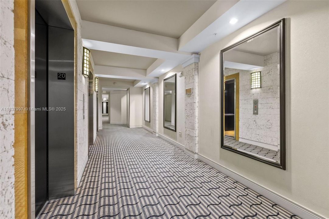 En Venta: $595,000 (1 camas, 1 baños, 863 Pies cuadrados)