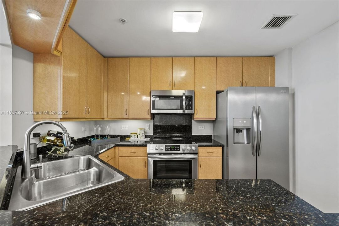 En Venta: $595,000 (1 camas, 1 baños, 863 Pies cuadrados)