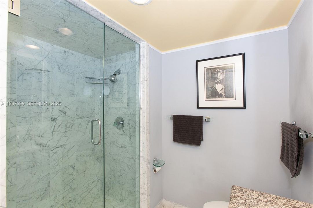 For Sale: $1,250,000 (2 beds, 2 baths, 1800 Square Feet)