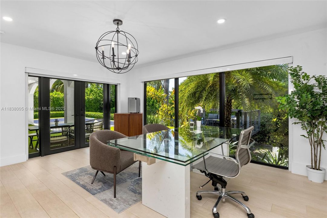 В аренду: $18,500 (4 спален, 4 ванн, 3639 Квадратных фут)