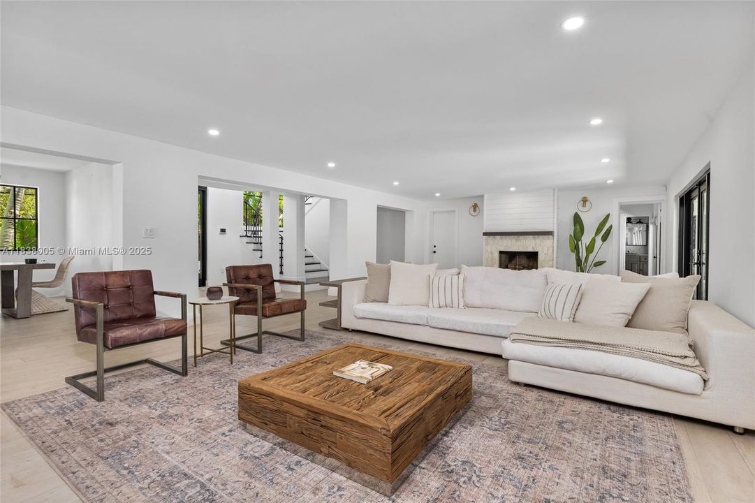 В аренду: $18,500 (4 спален, 4 ванн, 3639 Квадратных фут)