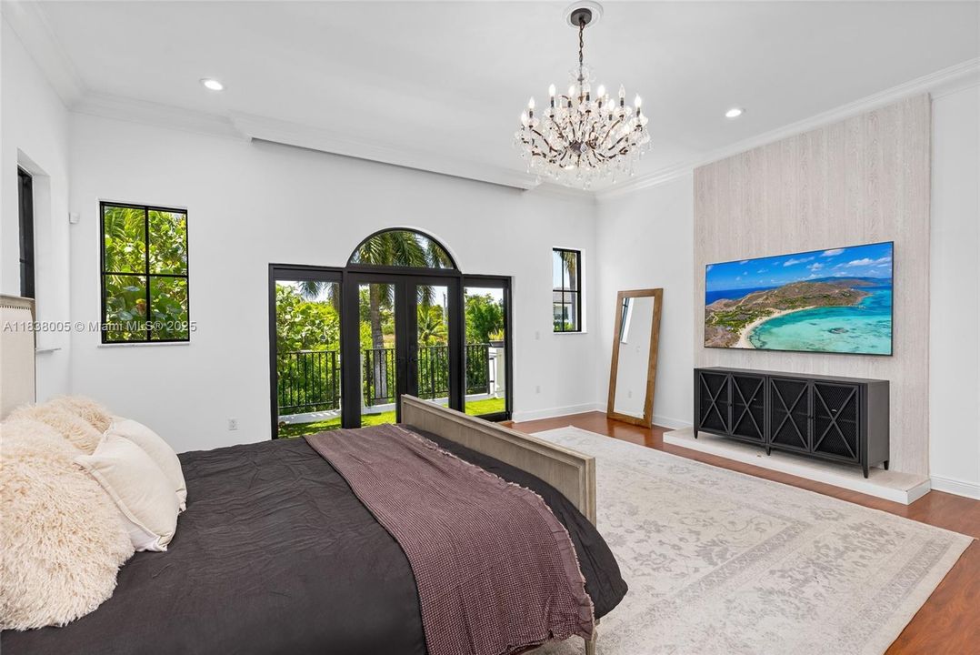 В аренду: $18,500 (4 спален, 4 ванн, 3639 Квадратных фут)