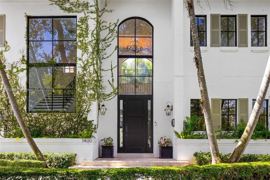 В аренду: $18,500 (4 спален, 4 ванн, 3639 Квадратных фут)