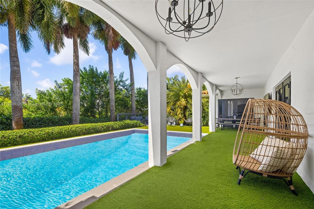 В аренду: $18,500 (4 спален, 4 ванн, 3639 Квадратных фут)