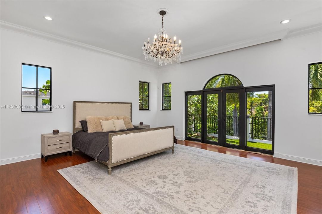 В аренду: $18,500 (4 спален, 4 ванн, 3639 Квадратных фут)