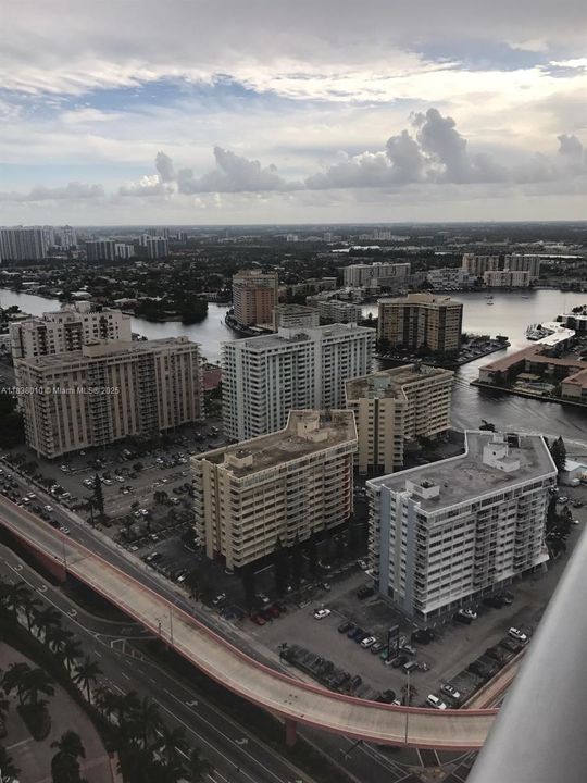 En Venta: $950,000 (2 camas, 2 baños, 0 Pies cuadrados)