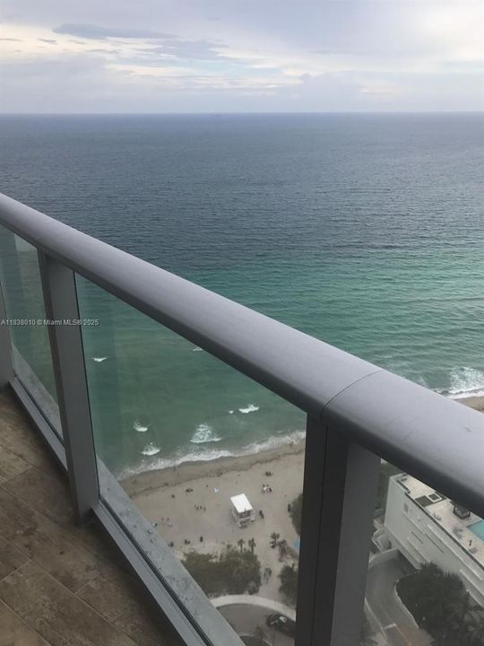 En Venta: $950,000 (2 camas, 2 baños, 0 Pies cuadrados)