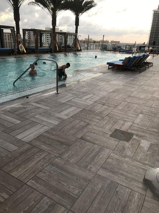 En Venta: $950,000 (2 camas, 2 baños, 0 Pies cuadrados)