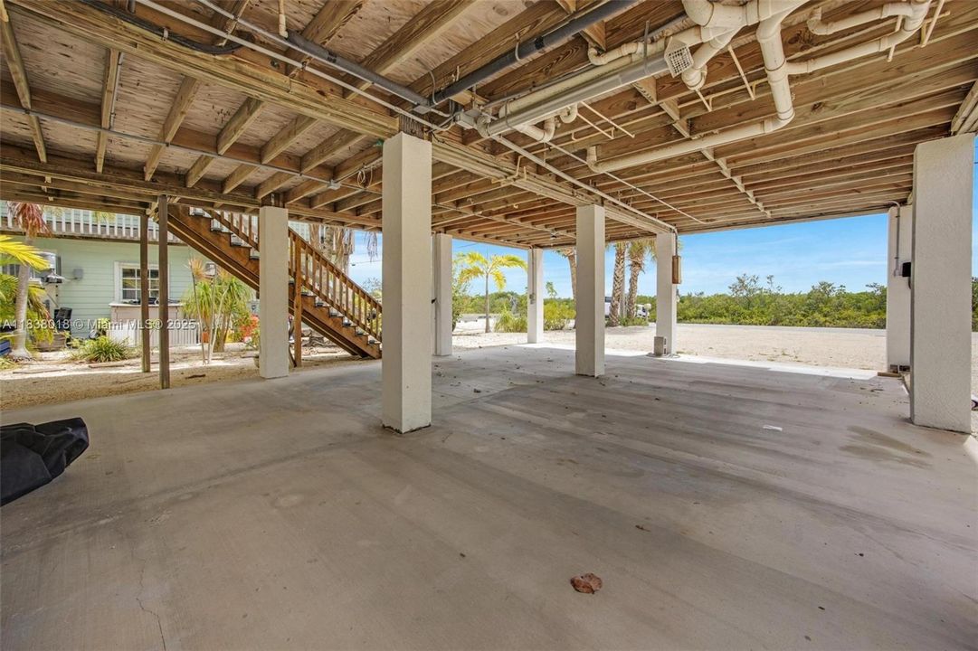 Activo con contrato: $810,000 (3 camas, 2 baños, 1100 Pies cuadrados)