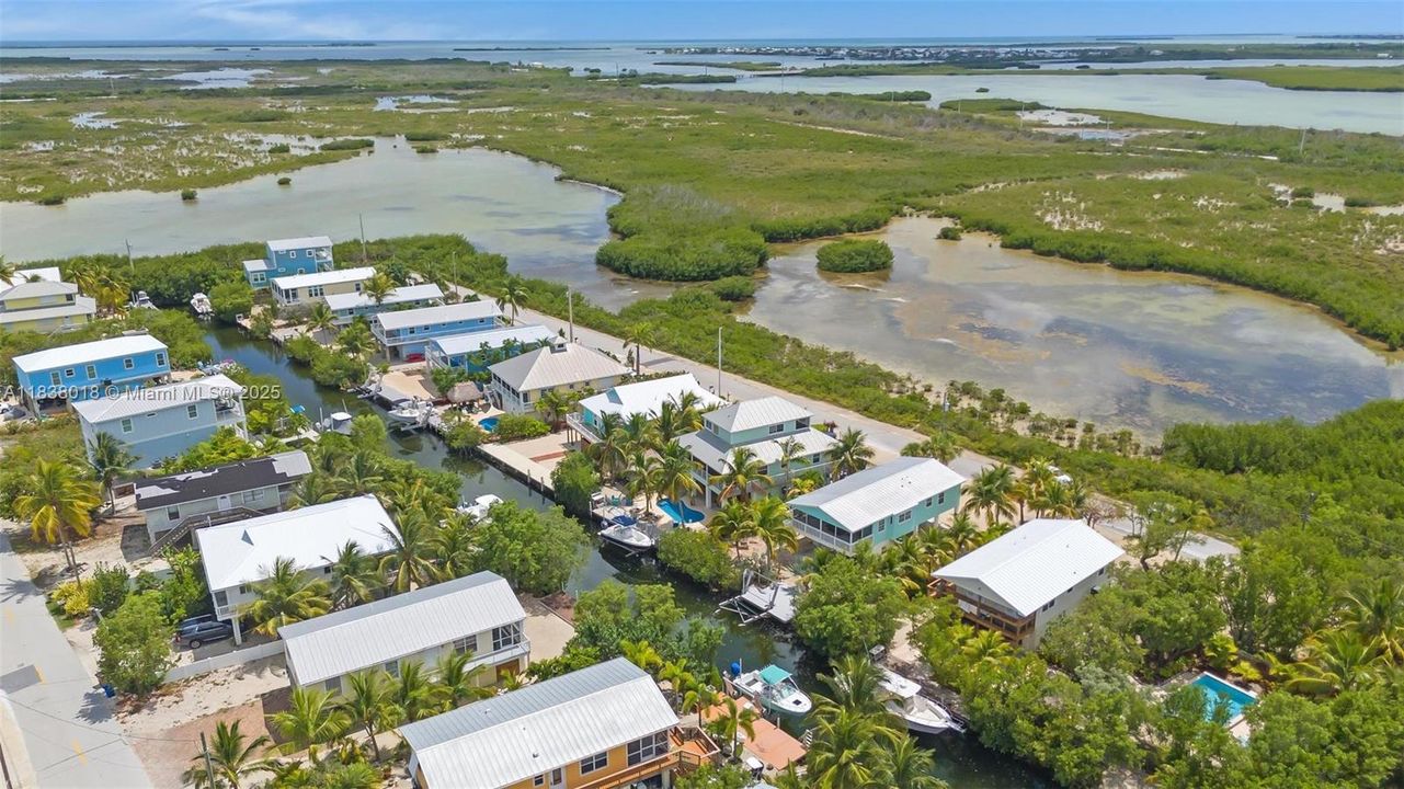 Activo con contrato: $810,000 (3 camas, 2 baños, 1100 Pies cuadrados)