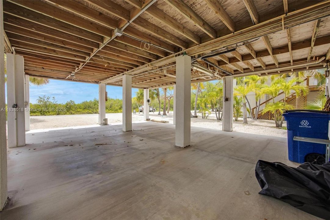 Activo con contrato: $810,000 (3 camas, 2 baños, 1100 Pies cuadrados)