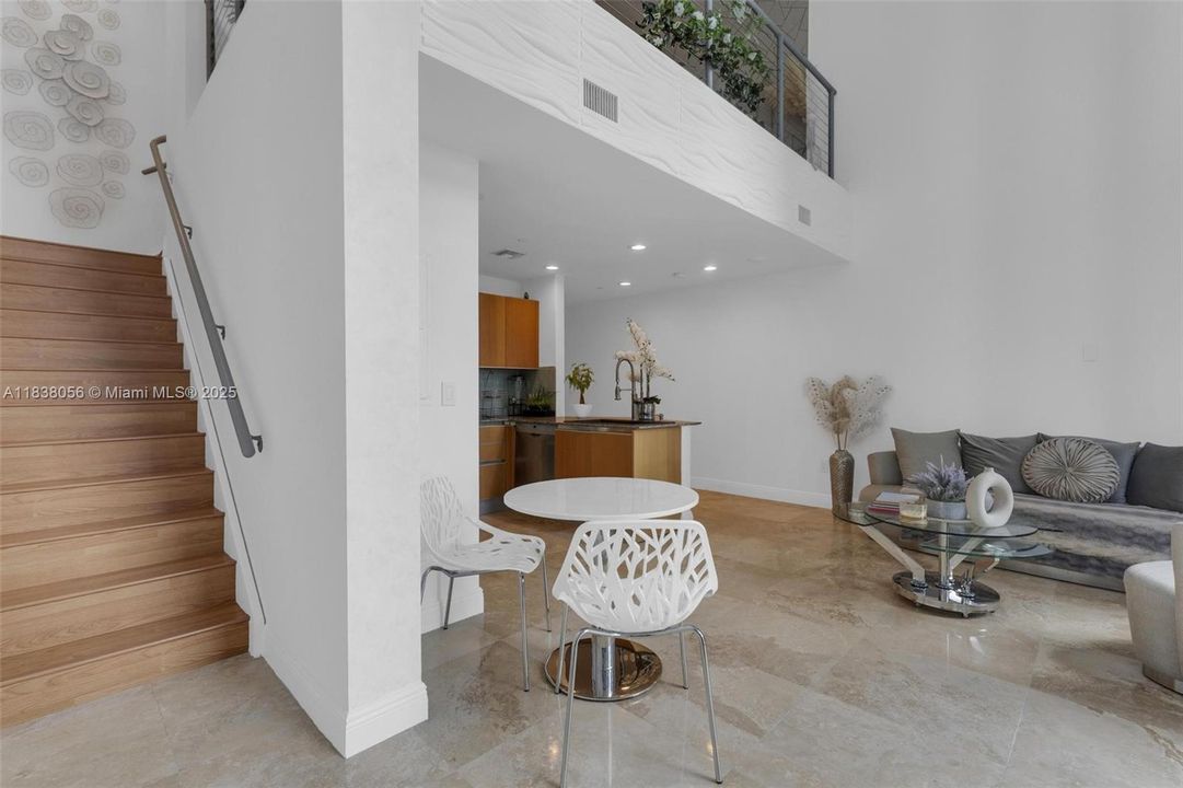 Vendido Recientemente: $474,500 (1 camas, 1 baños, 1128 Pies cuadrados)