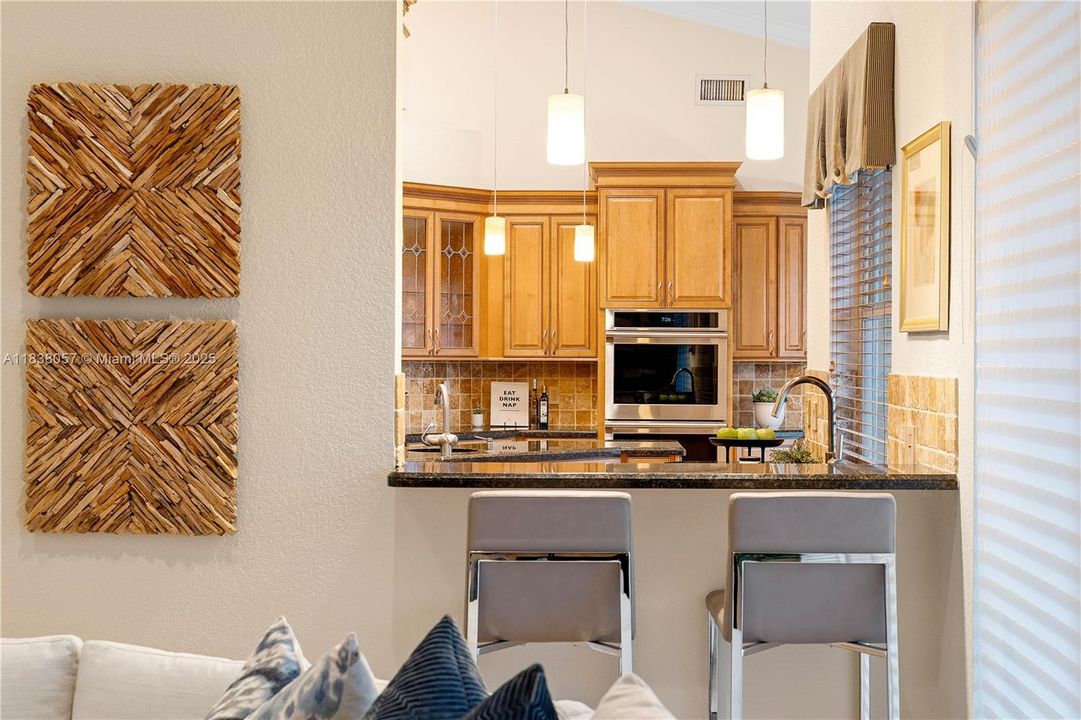 Recently Sold: $1,399,000 (5 beds, 3 baths, 3179 Square Feet)