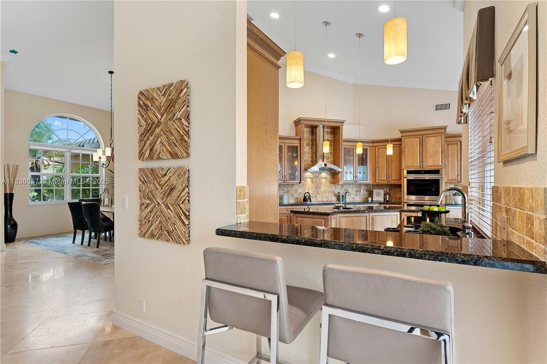 Recently Sold: $1,399,000 (5 beds, 3 baths, 3179 Square Feet)