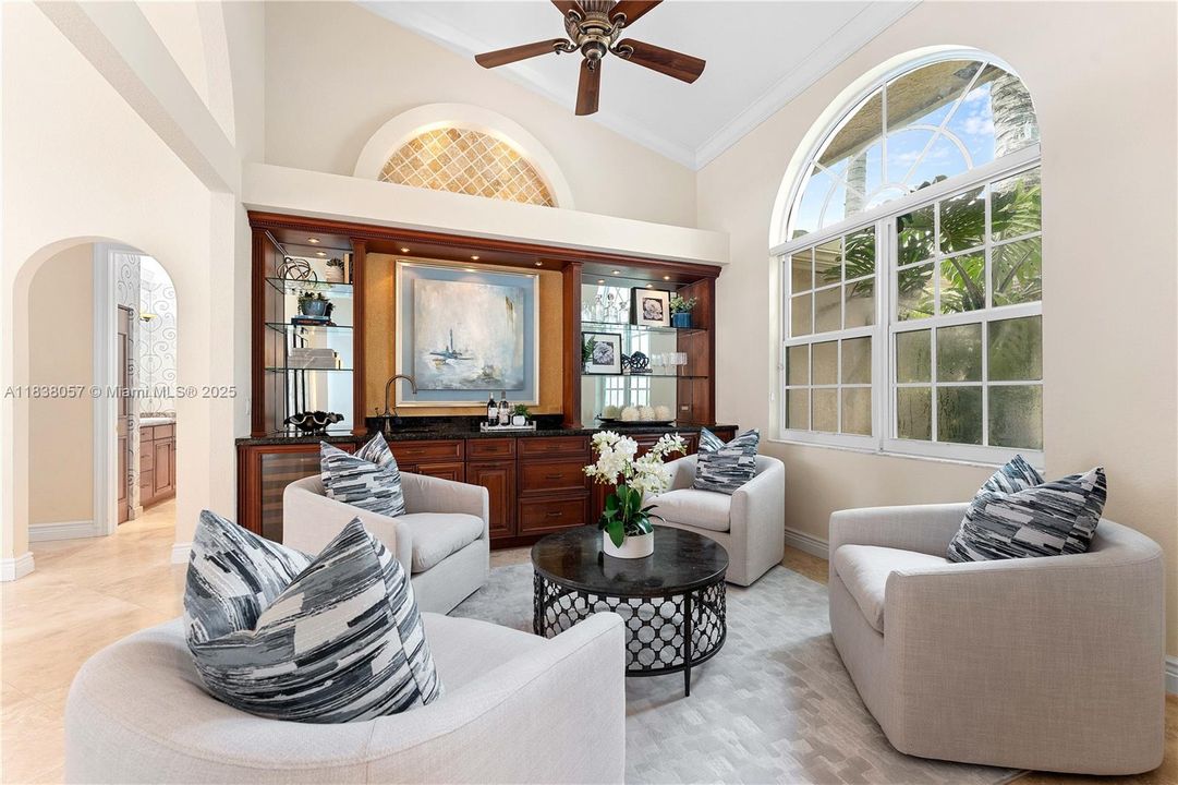 Recently Sold: $1,399,000 (5 beds, 3 baths, 3179 Square Feet)