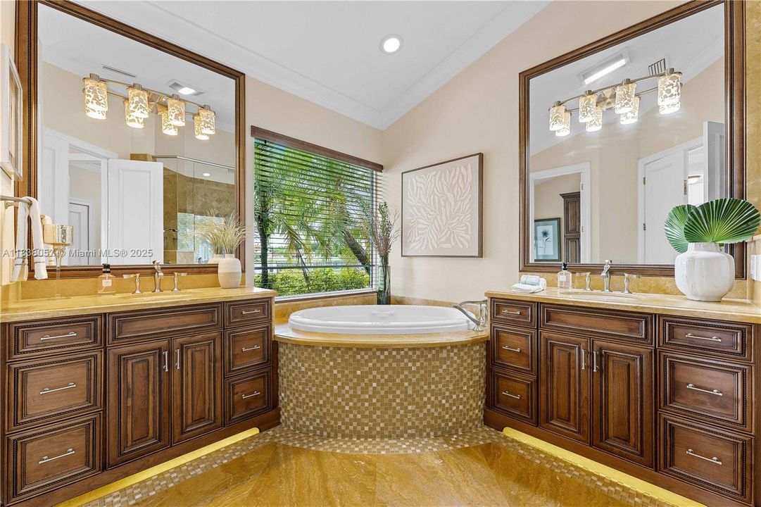 Recently Sold: $1,399,000 (5 beds, 3 baths, 3179 Square Feet)