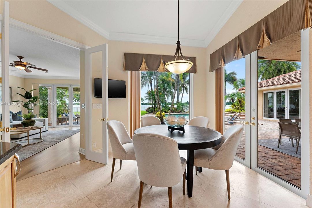 Recently Sold: $1,399,000 (5 beds, 3 baths, 3179 Square Feet)