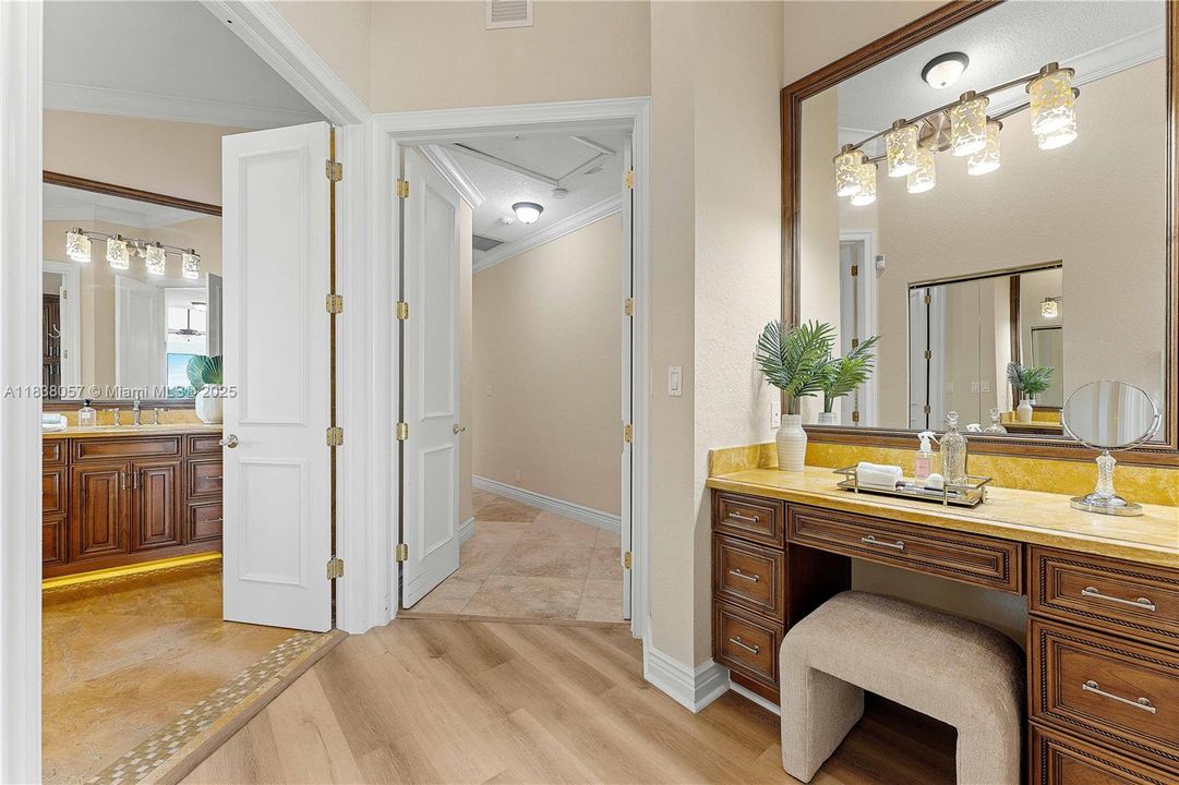 Recently Sold: $1,399,000 (5 beds, 3 baths, 3179 Square Feet)