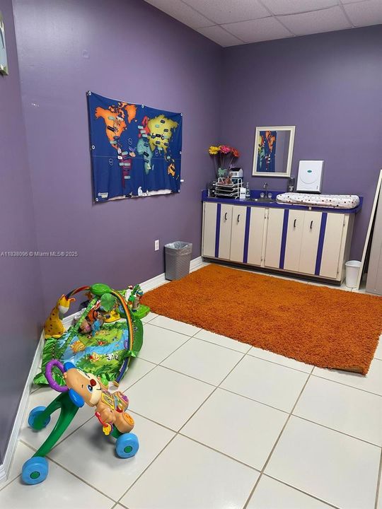 出租: $36 (0 贝兹, 0 浴室, 0 平方英尺)