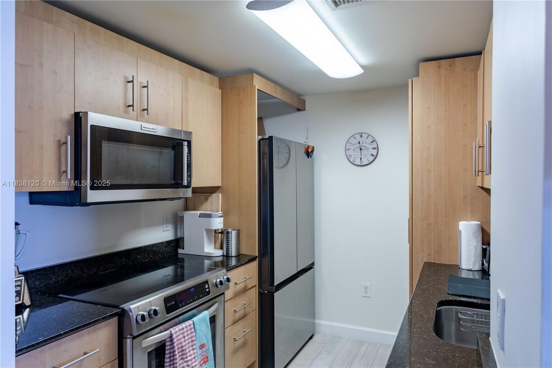 En Venta: $1,300,000 (2 camas, 2 baños, 1056 Pies cuadrados)