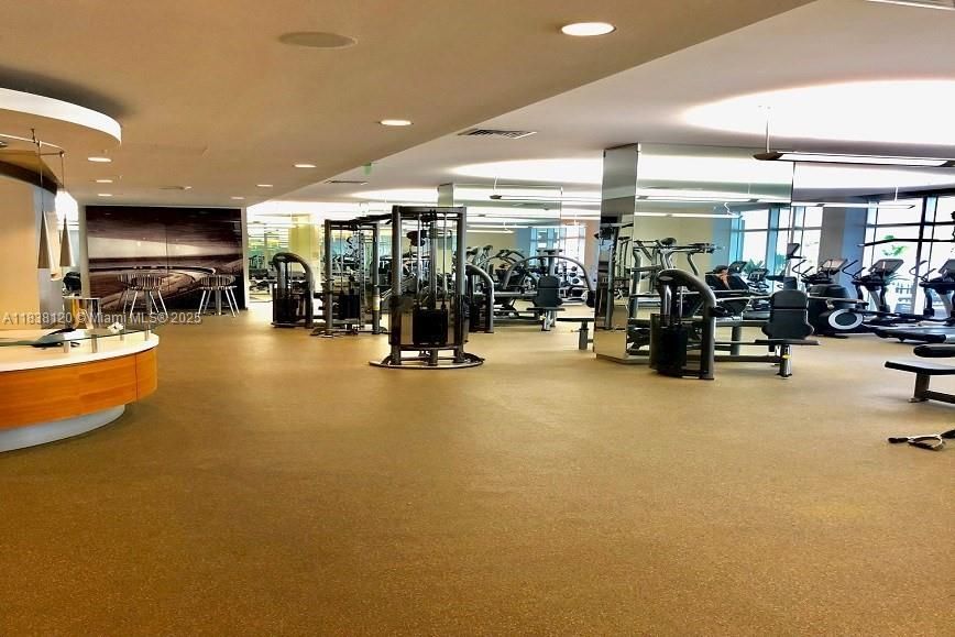 En Venta: $1,300,000 (2 camas, 2 baños, 1056 Pies cuadrados)