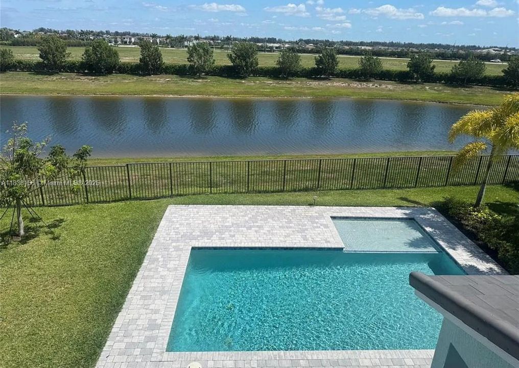 Recently Rented: $4,600 (4 beds, 3 baths, 2512 Square Feet)