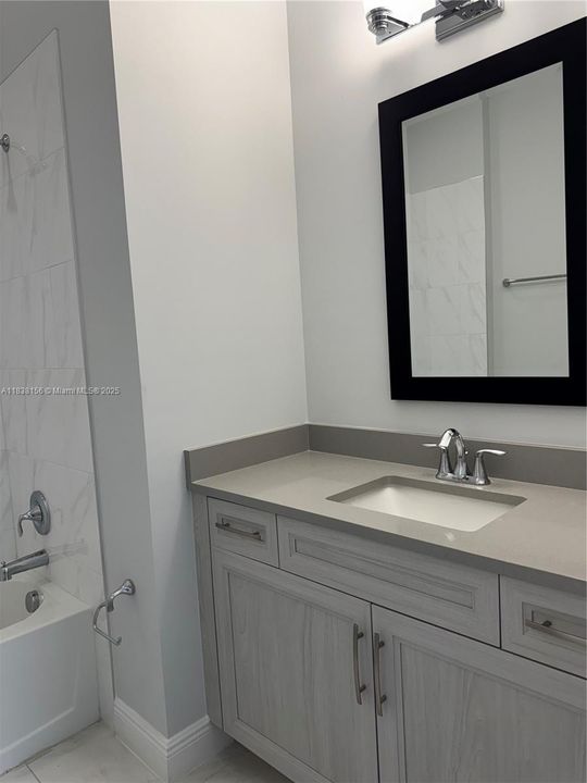 Recently Rented: $4,600 (4 beds, 3 baths, 2512 Square Feet)