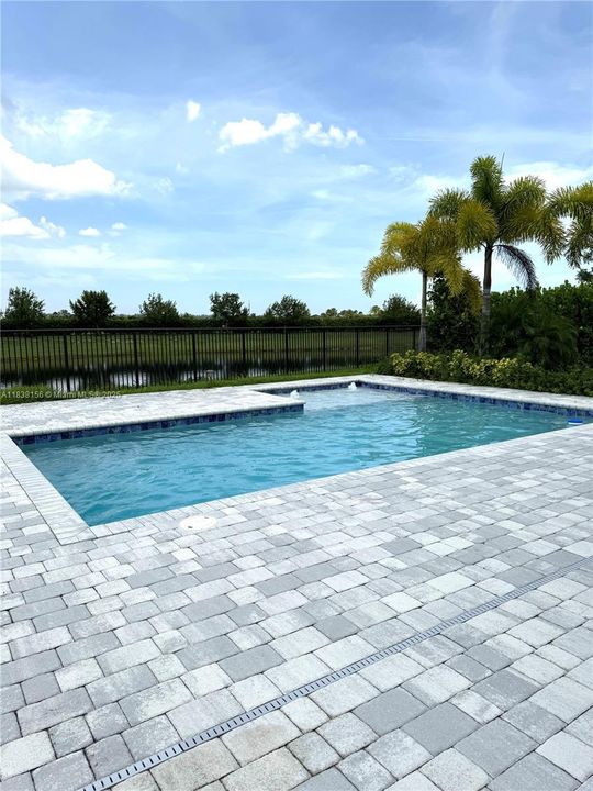 Recently Rented: $4,600 (4 beds, 3 baths, 2512 Square Feet)