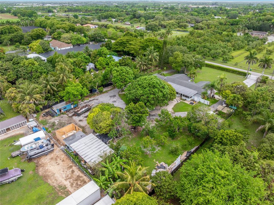 待售: $899,900 (3 贝兹, 2 浴室, 2407 平方英尺)