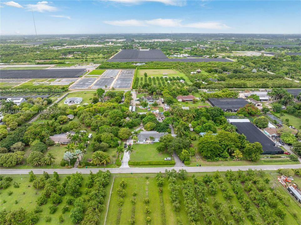 待售: $899,900 (3 贝兹, 2 浴室, 2407 平方英尺)