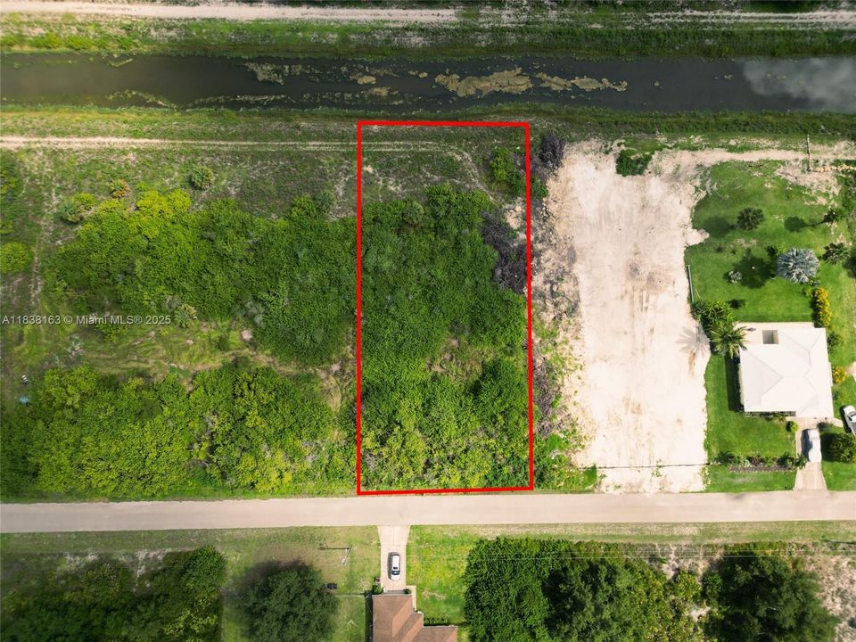For Sale: $25,000 (0.33 acres)