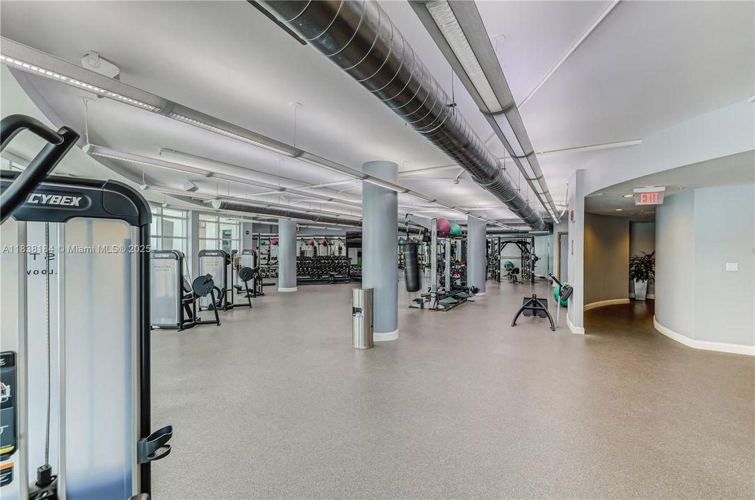 Active With Contract: $269,000 (0 beds, 1 baths, 506 Square Feet)