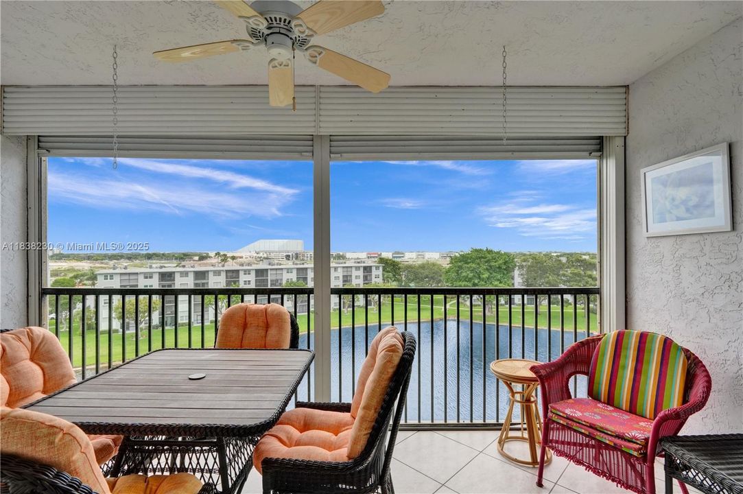 Activo con contrato: $249,000 (2 camas, 2 baños, 1222 Pies cuadrados)