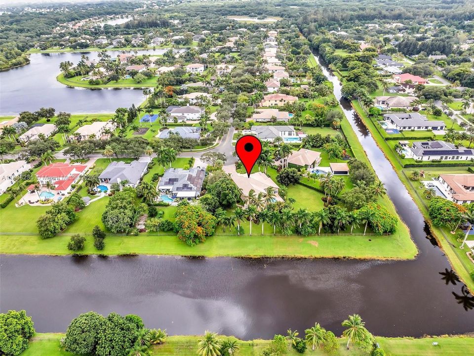 1.18 Acres w/water on 2 sides