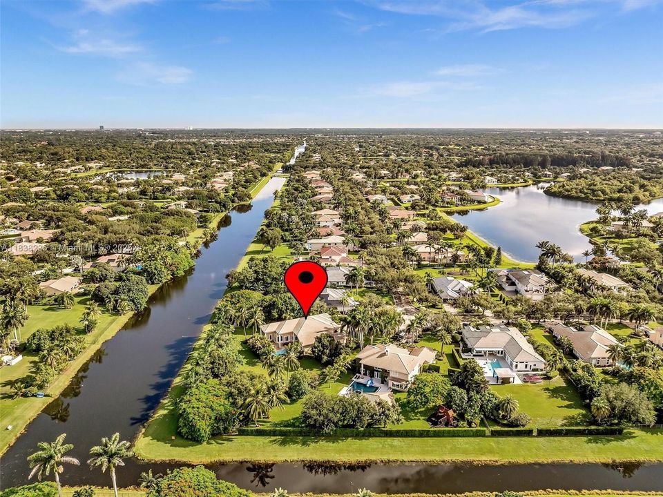 1.18 Acres with waler on 2 sides