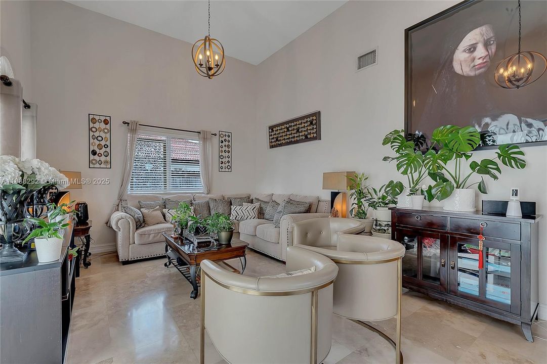 Foyer/Living Room 12.11 x 20.1